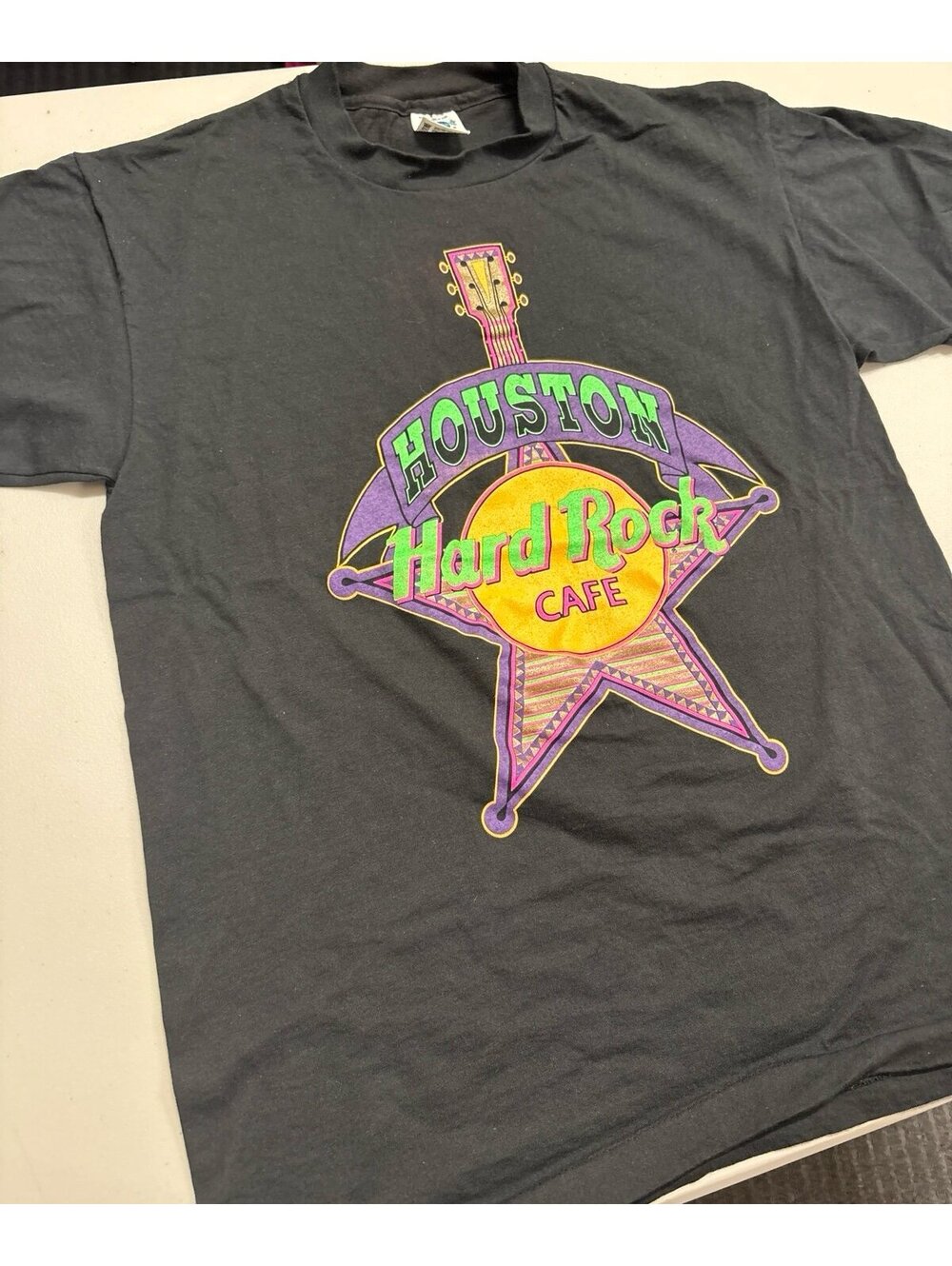 Vintage Hard Rock Cafe Houston T-Shirt Mens L Black Guitar Star Logo Made USA